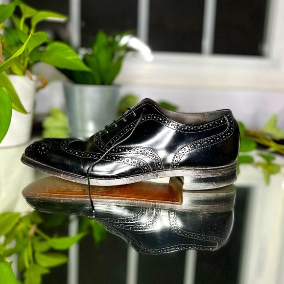 Bostonian Wingtip Oxford Leather Black Dress Shoes (EUC)​​​ - Picture 3 of 16